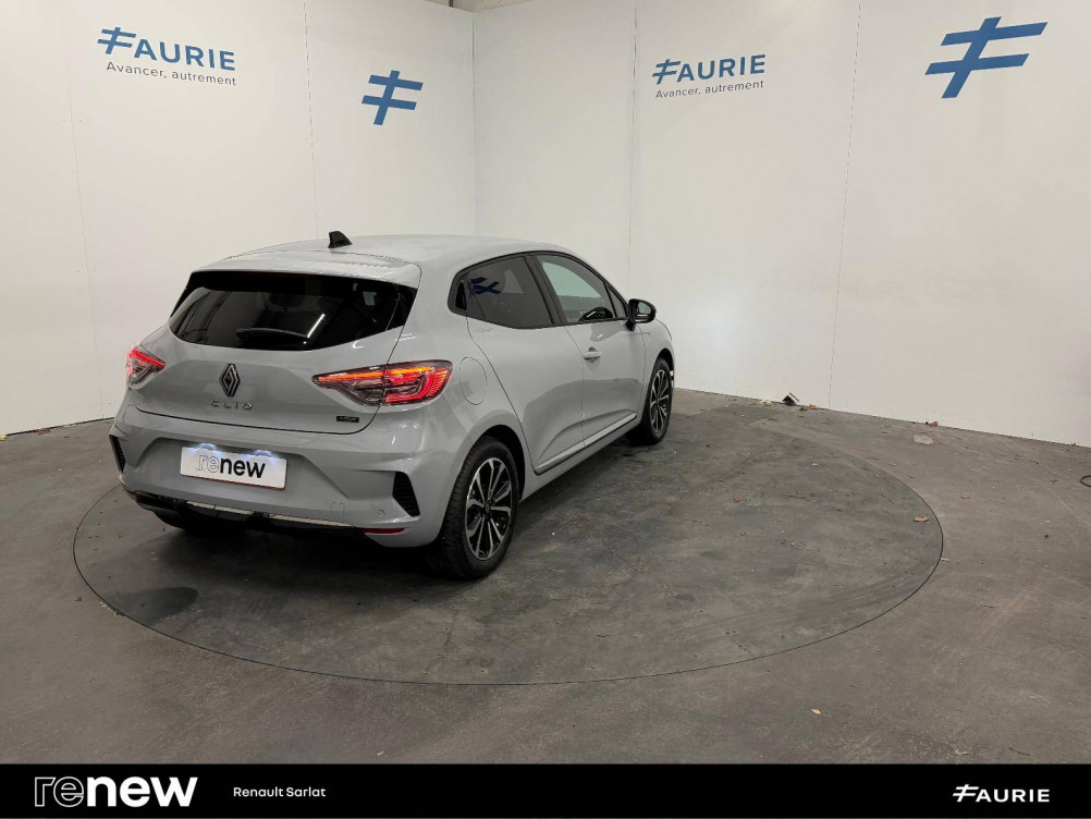 Acheter Renault Clio 5 Clio E-Tech full hybrid 145 ch GSR2 Techno 5p occasion dans les concessions du Groupe Faurie
