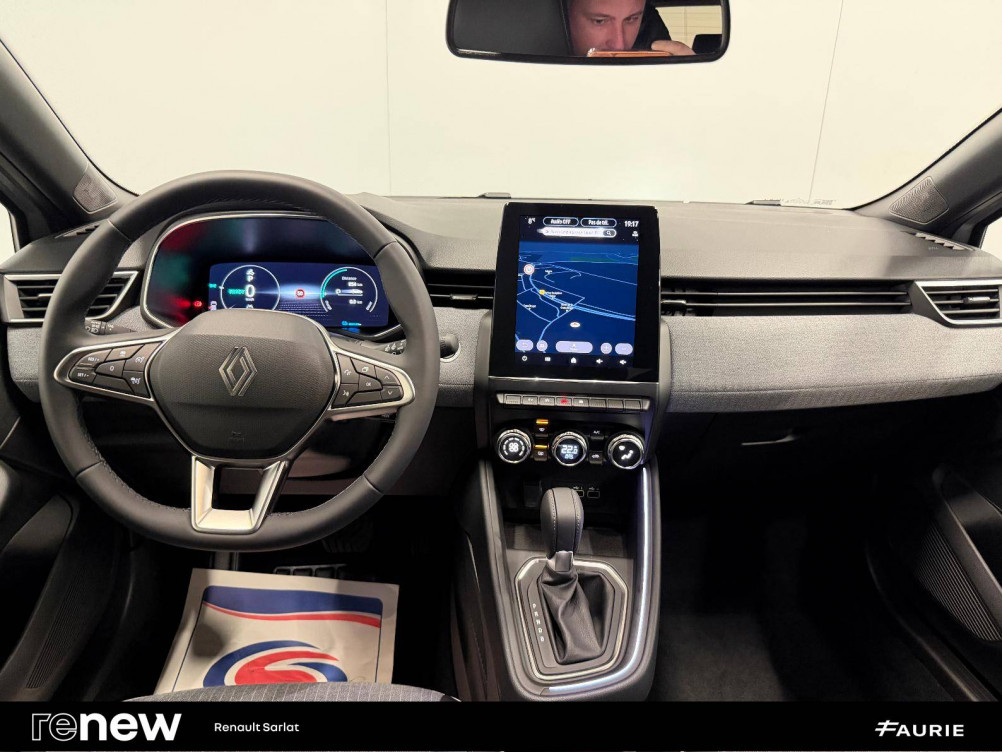 Acheter Renault Clio 5 Clio E-Tech full hybrid 145 ch GSR2 Techno 5p occasion dans les concessions du Groupe Faurie