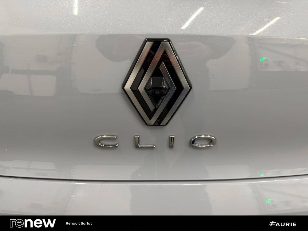 Acheter Renault Clio 5 Clio E-Tech full hybrid 145 ch GSR2 Techno 5p occasion dans les concessions du Groupe Faurie