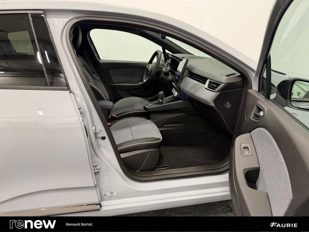 Acheter Renault Clio 5 Clio E-Tech full hybrid 145 ch GSR2 Techno 5p occasion dans les concessions du Groupe Faurie