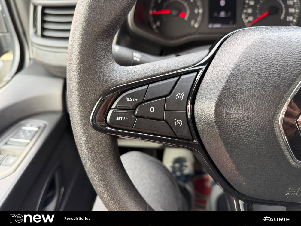 Acheter Renault Trafic 3 Trafic L2 dCi 150 Energy S&S Zen 4p occasion dans les concessions du Groupe Faurie