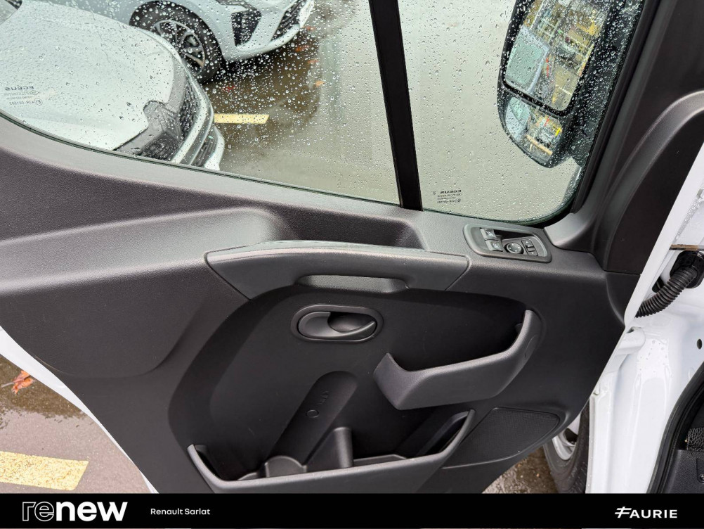 Acheter Renault Master 3 MASTER CC PROP RJ3500 PAF AR COURT L2 DCI 130 GRAND CONFORT 2p occasion dans les concessions du Groupe Faurie