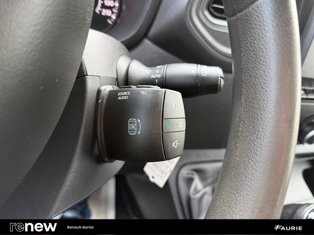 Acheter Renault Master 3 MASTER CC PROP RJ3500 PAF AR COURT L2 DCI 130 GRAND CONFORT 2p occasion dans les concessions du Groupe Faurie