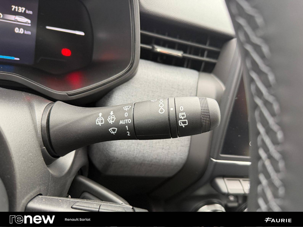 Acheter Renault Clio 5 Clio E-Tech full hybrid 145 Evolution 5p occasion dans les concessions du Groupe Faurie