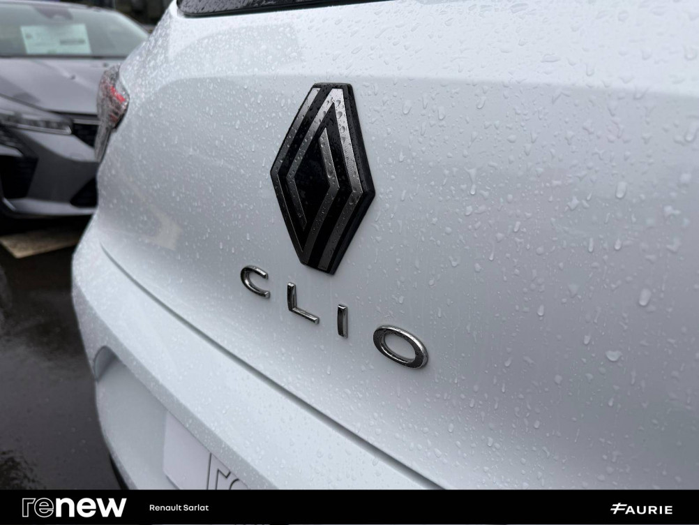 Acheter Renault Clio 5 Clio E-Tech full hybrid 145 Evolution 5p occasion dans les concessions du Groupe Faurie