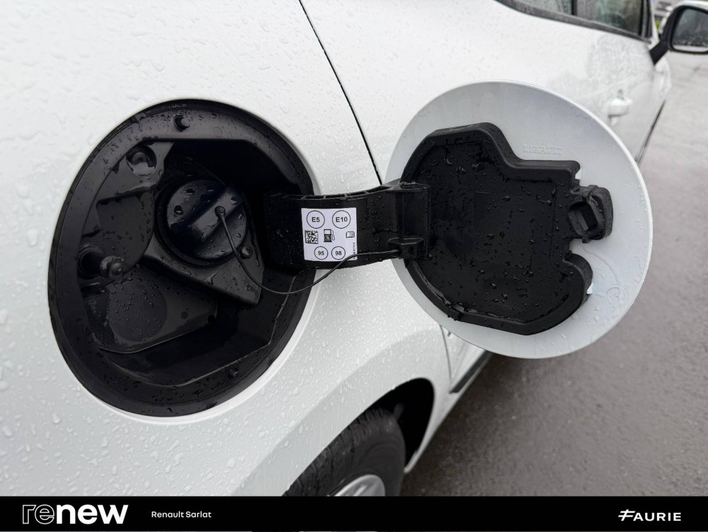 Acheter Renault Clio 5 Clio E-Tech full hybrid 145 Evolution 5p occasion dans les concessions du Groupe Faurie