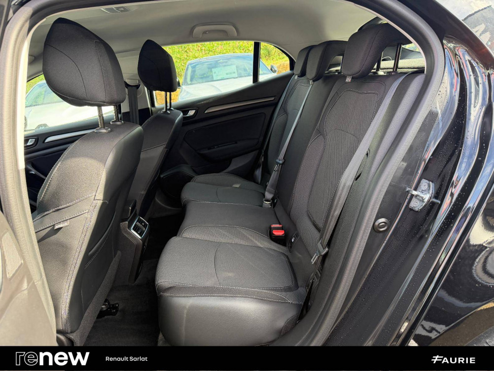 Acheter Renault Megane 4 Megane IV Berline E-Tech plug-in hybrid 160 Evolution 5p occasion dans les concessions du Groupe Faurie