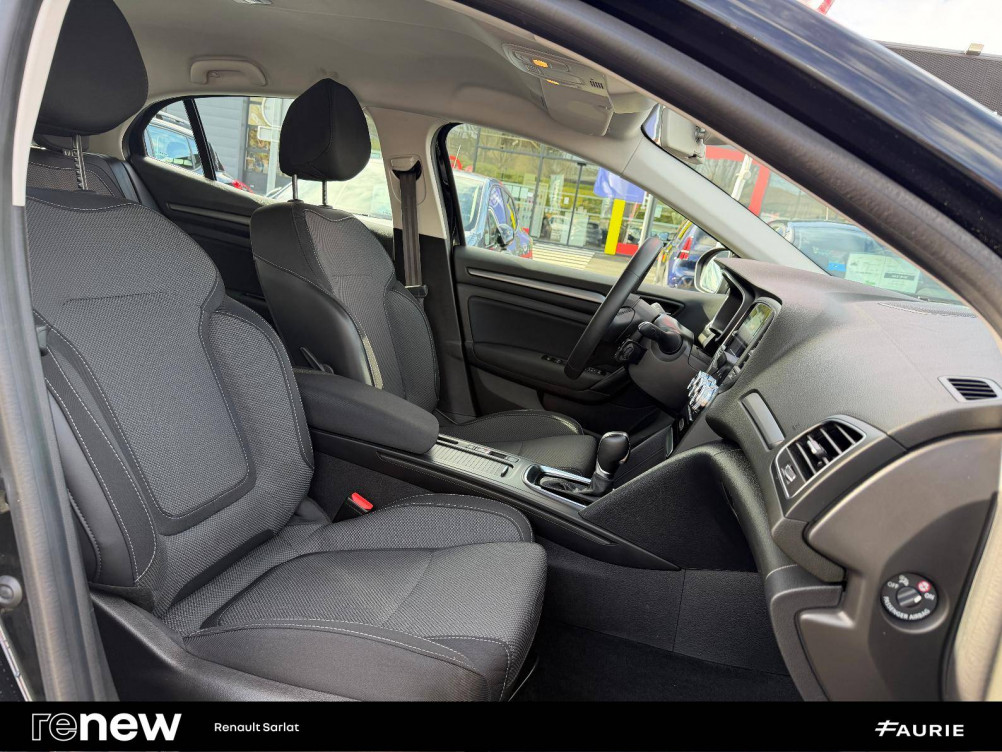 Acheter Renault Megane 4 Megane IV Berline E-Tech plug-in hybrid 160 Evolution 5p occasion dans les concessions du Groupe Faurie