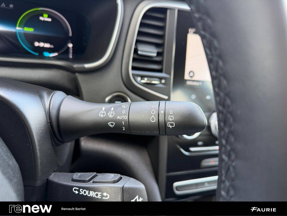 Acheter Renault Megane 4 Megane IV Berline E-Tech plug-in hybrid 160 Evolution 5p occasion dans les concessions du Groupe Faurie