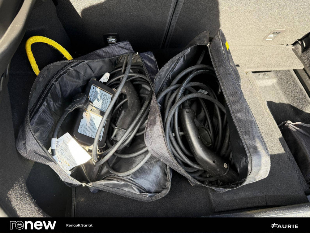 Acheter Renault Megane 4 Megane IV Berline E-Tech plug-in hybrid 160 Evolution 5p occasion dans les concessions du Groupe Faurie