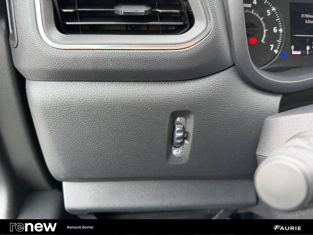 Acheter Renault Master 3 MASTER CA TRAC F3500 L2H2 BLUE DCI 150 GRAND CONFORT 4p occasion dans les concessions du Groupe Faurie