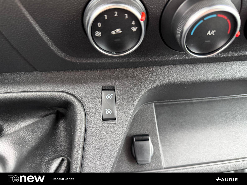 Acheter Renault Master 3 MASTER CA TRAC F3500 L2H2 BLUE DCI 150 GRAND CONFORT 4p occasion dans les concessions du Groupe Faurie