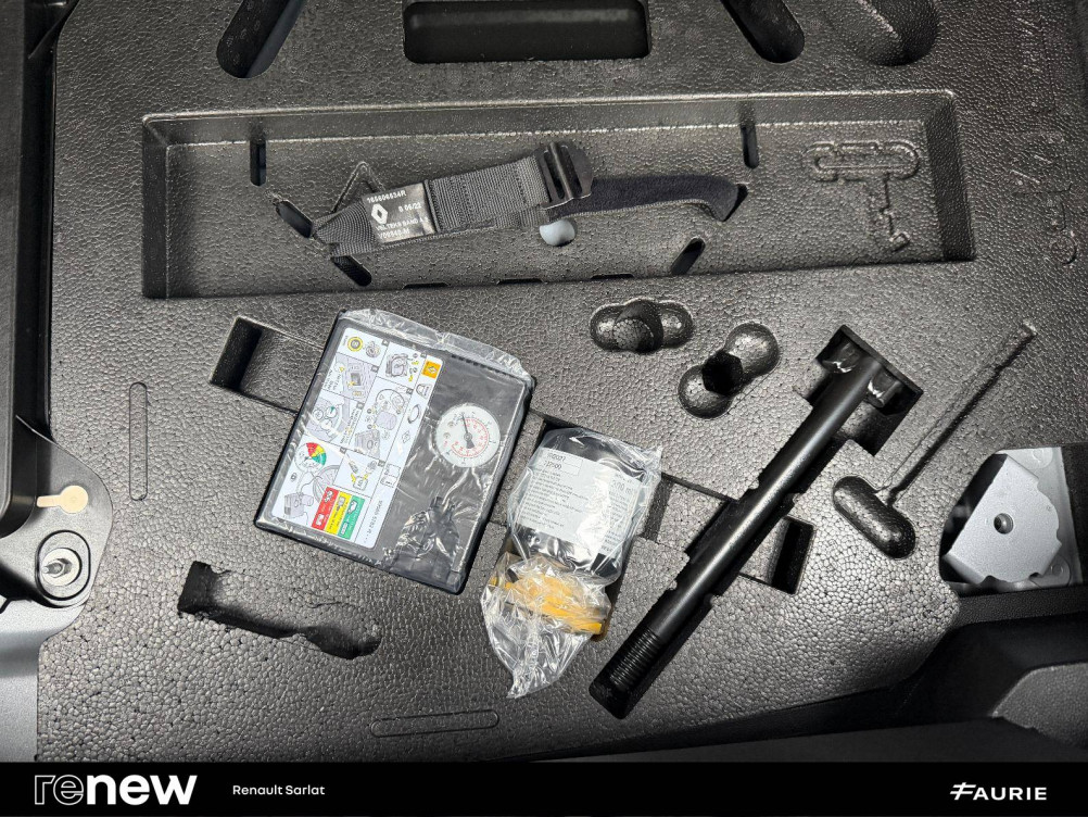 Acheter Renault Clio 5 Clio E-Tech full hybrid 145 Engineered 5p occasion dans les concessions du Groupe Faurie