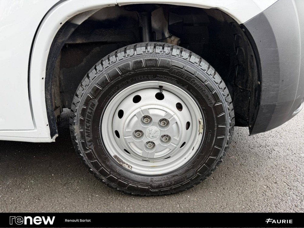 Acheter Peugeot Boxer BOXER TOLE 330 L2H2 BLUEHDI 165 S&S ASPHALT 4p occasion dans les concessions du Groupe Faurie