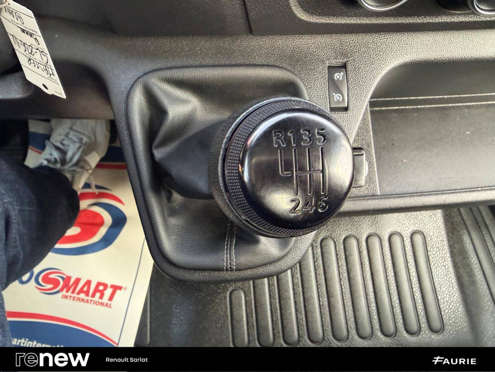 Acheter Renault Master 3 MASTER CC PROP RJ3500 L2 PAFC BLUE DCI 145 EURO VI CONFORT 2p occasion dans les concessions du Groupe Faurie