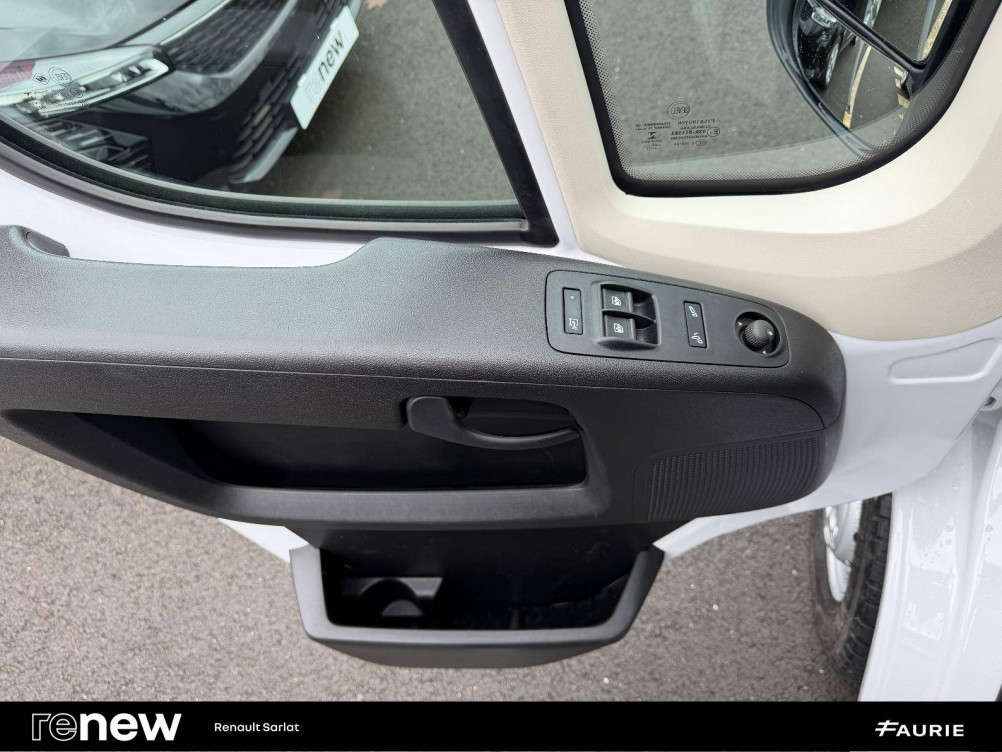 Acheter Peugeot Boxer BOXER TOLE 330 L2H2 BLUEHDI 165 S&S ASPHALT 4p occasion dans les concessions du Groupe Faurie