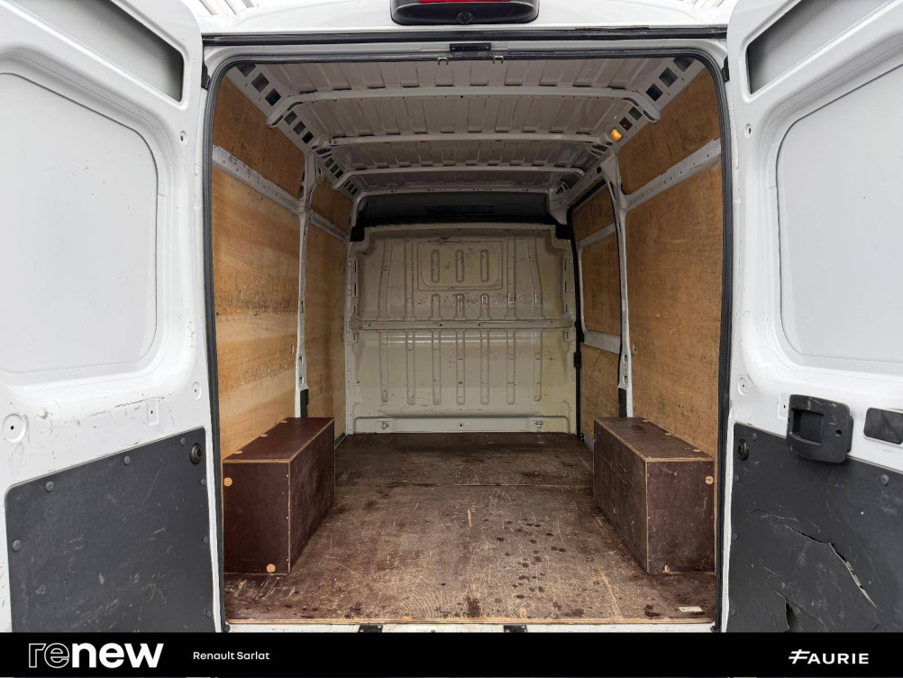 Acheter Peugeot Boxer BOXER TOLE 330 L2H2 BLUEHDI 165 S&S ASPHALT 4p occasion dans les concessions du Groupe Faurie