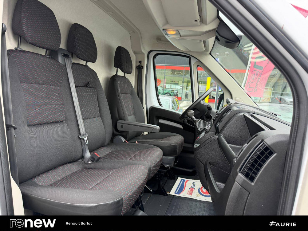 Acheter Peugeot Boxer BOXER TOLE 330 L2H2 BLUEHDI 165 S&S ASPHALT 4p occasion dans les concessions du Groupe Faurie