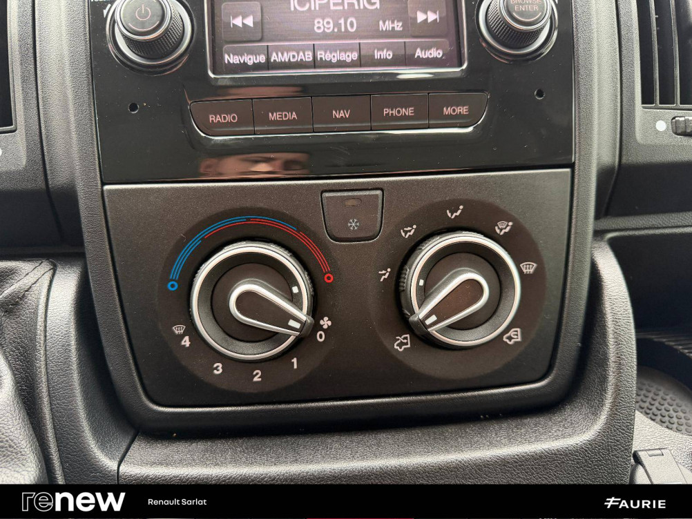 Acheter Peugeot Boxer BOXER TOLE 330 L2H2 BLUEHDI 165 S&S ASPHALT 4p occasion dans les concessions du Groupe Faurie