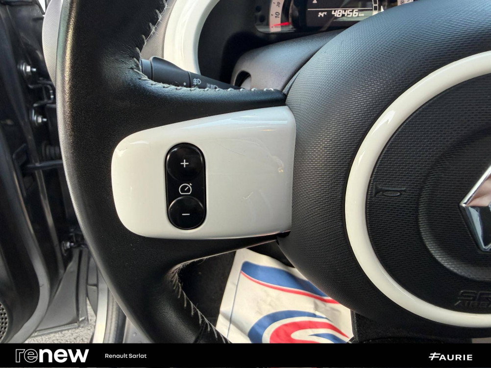 Acheter Renault Twingo 3 Twingo III 0.9 TCe 90 Energy E6C Intens 5p occasion dans les concessions du Groupe Faurie