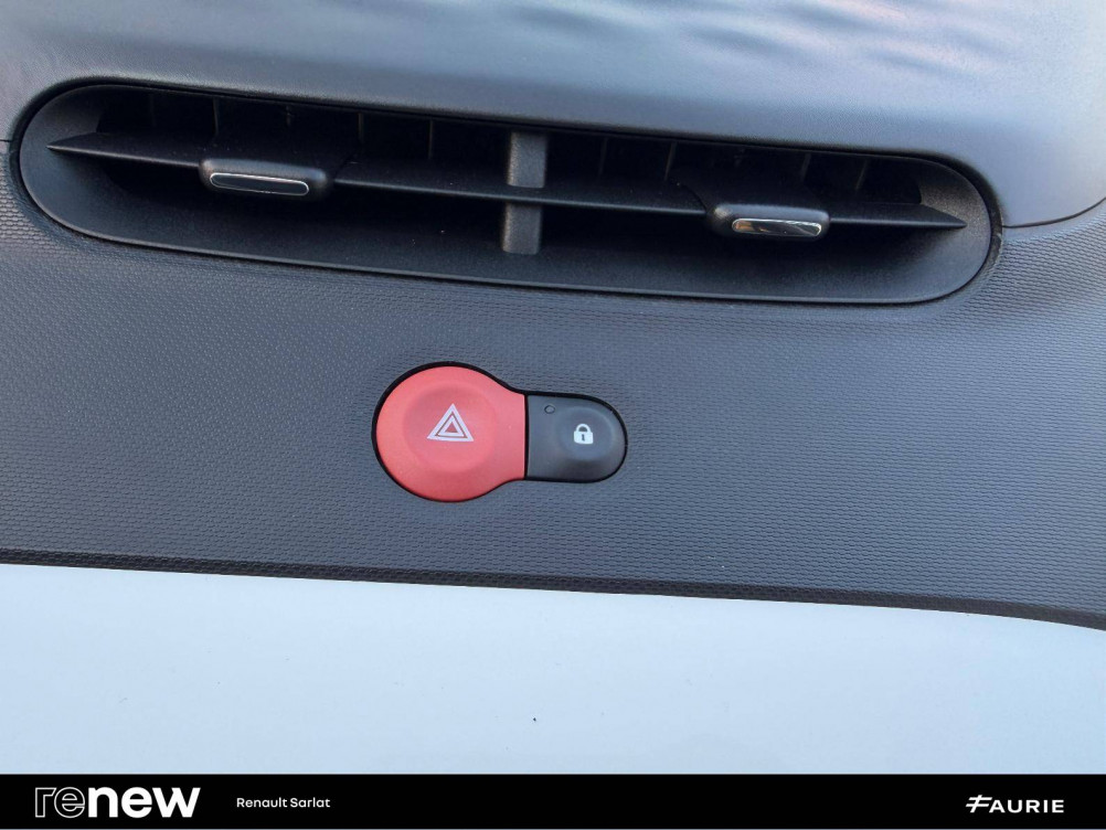 Acheter Renault Twingo 3 Twingo III 0.9 TCe 90 Energy E6C Intens 5p occasion dans les concessions du Groupe Faurie