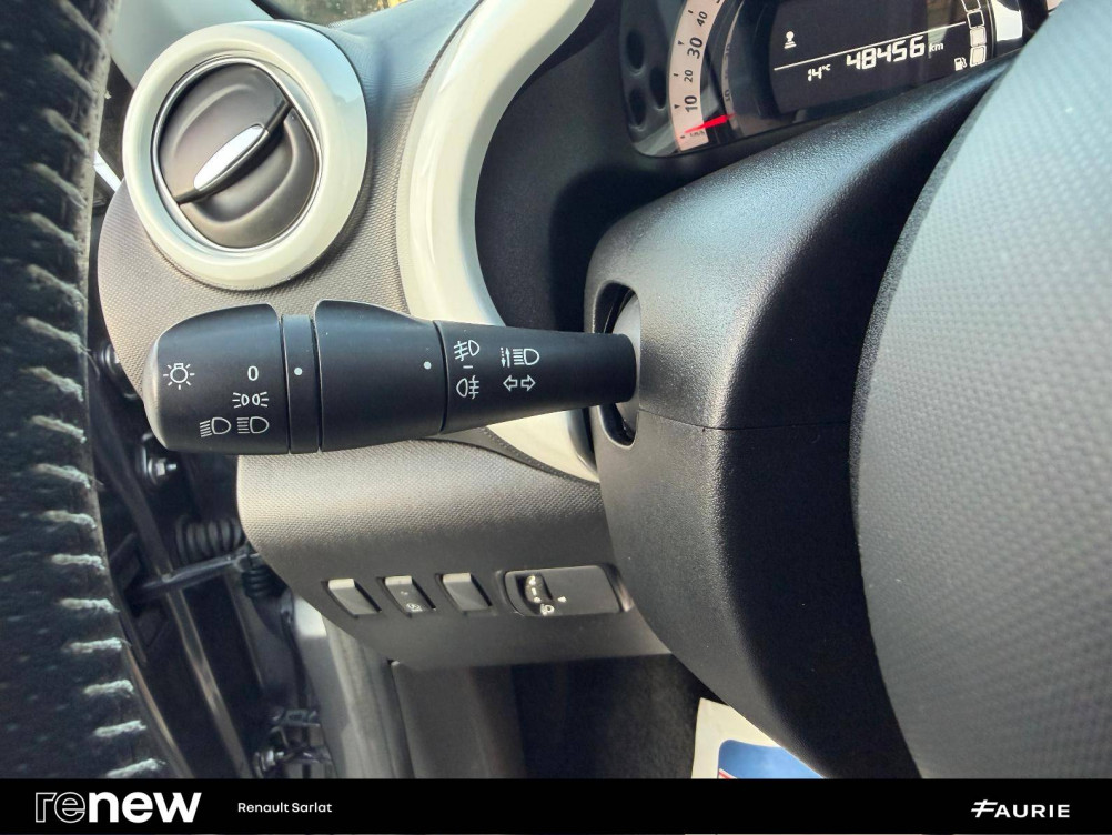 Acheter Renault Twingo 3 Twingo III 0.9 TCe 90 Energy E6C Intens 5p occasion dans les concessions du Groupe Faurie