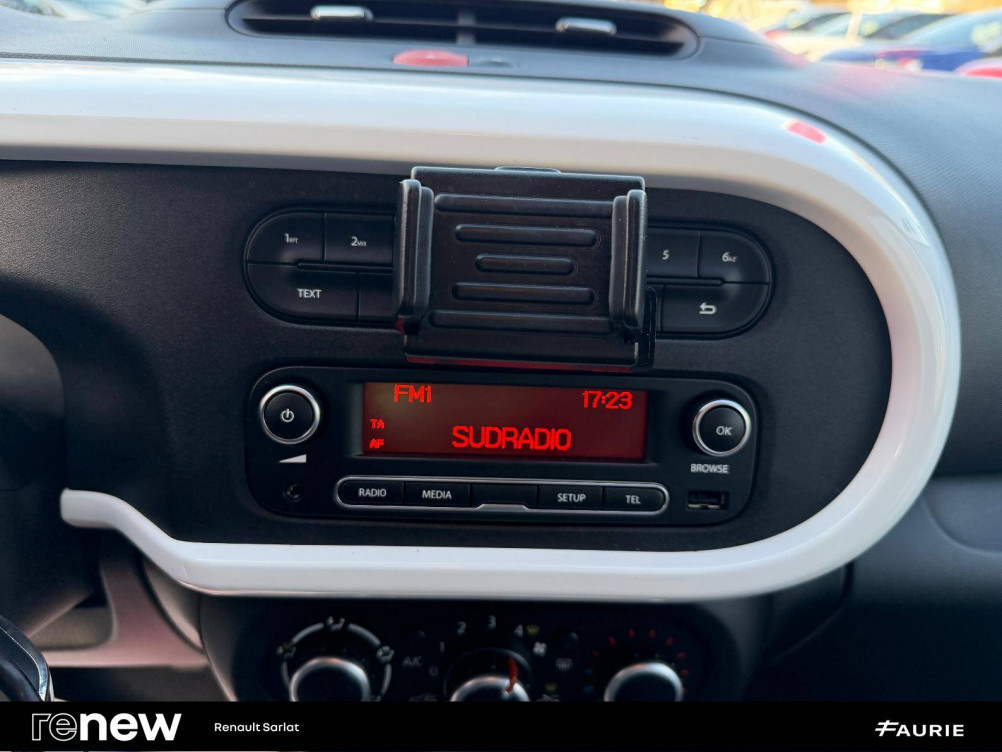 Acheter Renault Twingo 3 Twingo III 0.9 TCe 90 Energy E6C Intens 5p occasion dans les concessions du Groupe Faurie