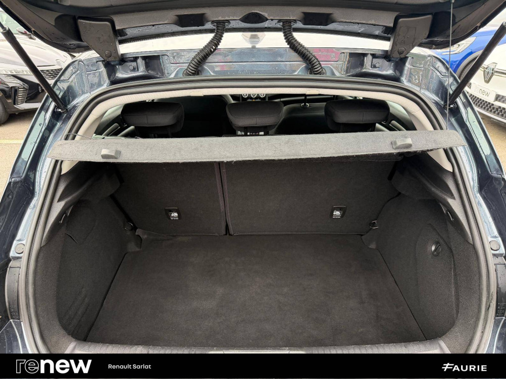 Acheter Renault Megane 4 Mégane IV Berline Blue dCi 115 - 21N Business 5p occasion dans les concessions du Groupe Faurie