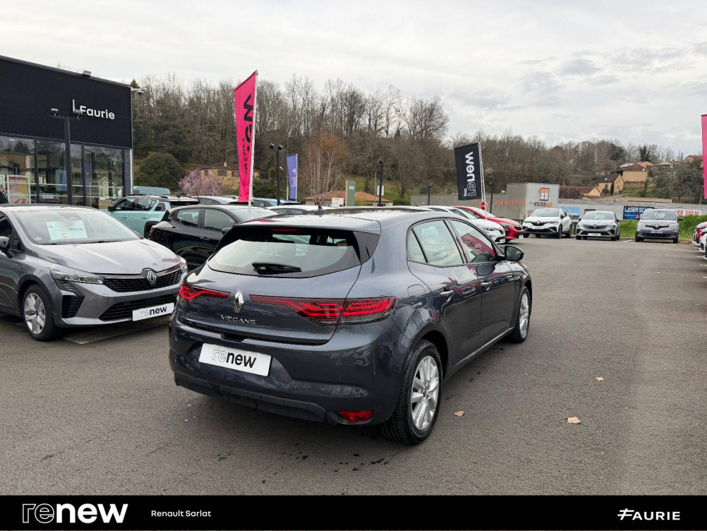Acheter Renault Megane 4 Mégane IV Berline Blue dCi 115 - 21N Business 5p occasion dans les concessions du Groupe Faurie