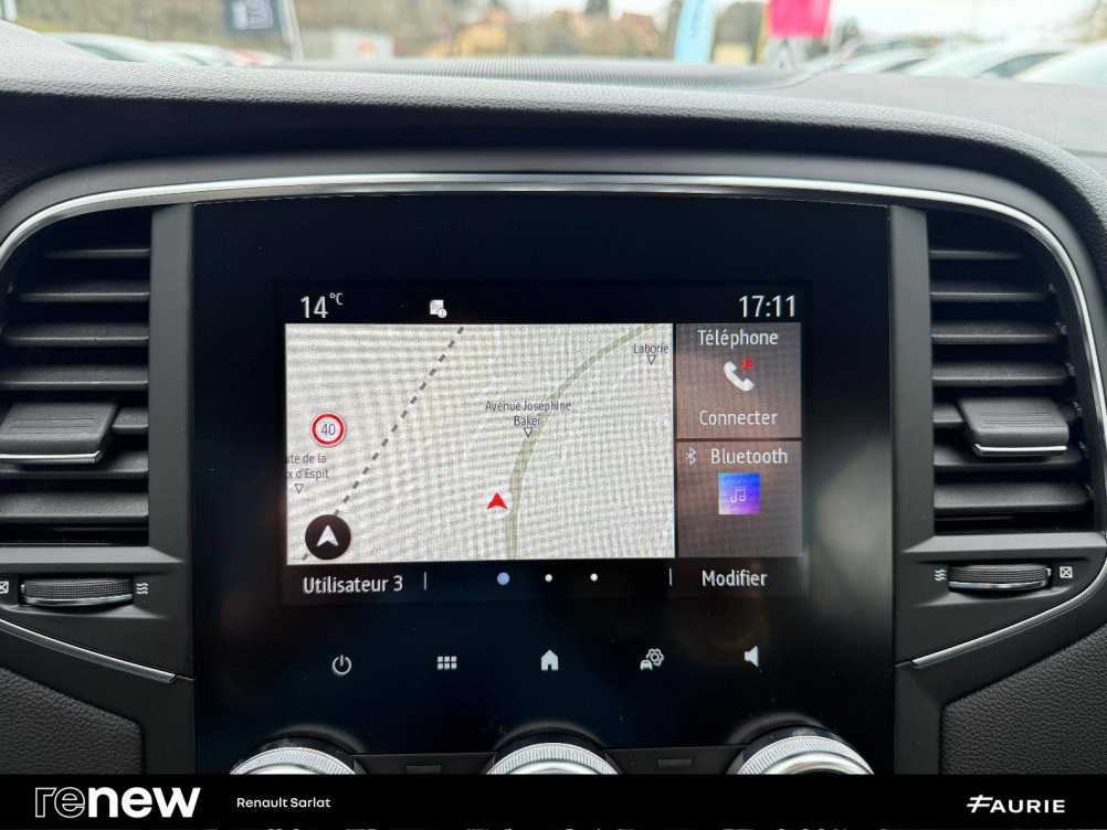 Acheter Renault Megane 4 Mégane IV Berline Blue dCi 115 - 21N Business 5p occasion dans les concessions du Groupe Faurie