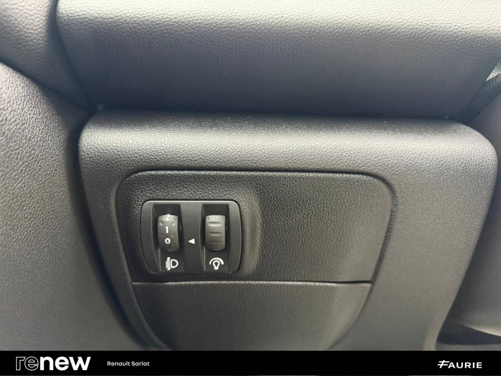 Acheter Renault Megane 4 Mégane IV Berline Blue dCi 115 - 21N Business 5p occasion dans les concessions du Groupe Faurie