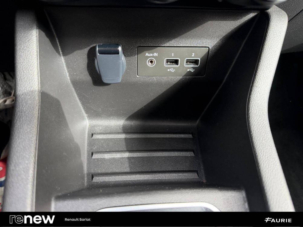 Acheter Renault Clio 5 Clio E-Tech full hybrid 145 Evolution 5p occasion dans les concessions du Groupe Faurie