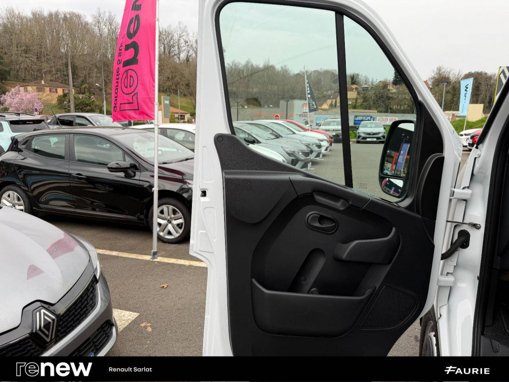 Acheter Renault Master 3 MASTER FGN TRAC F3500 L3H3 BLUE DCI 135 CONFORT 4p occasion dans les concessions du Groupe Faurie