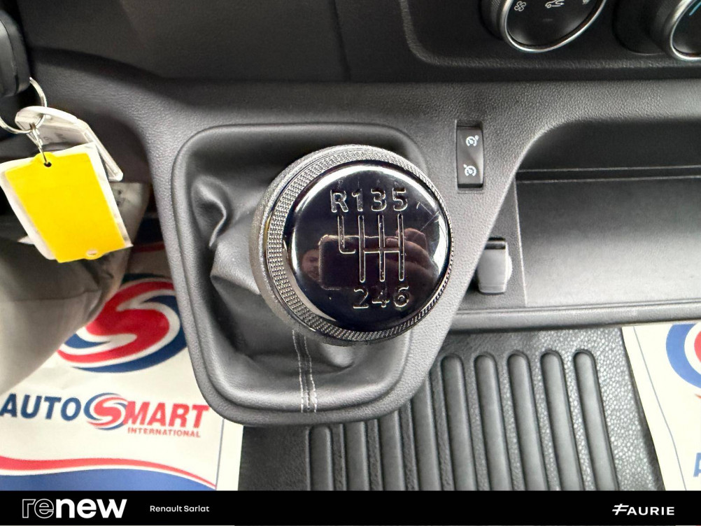 Acheter Renault Master 3 MASTER FGN TRAC F3500 L3H3 BLUE DCI 135 CONFORT 4p occasion dans les concessions du Groupe Faurie