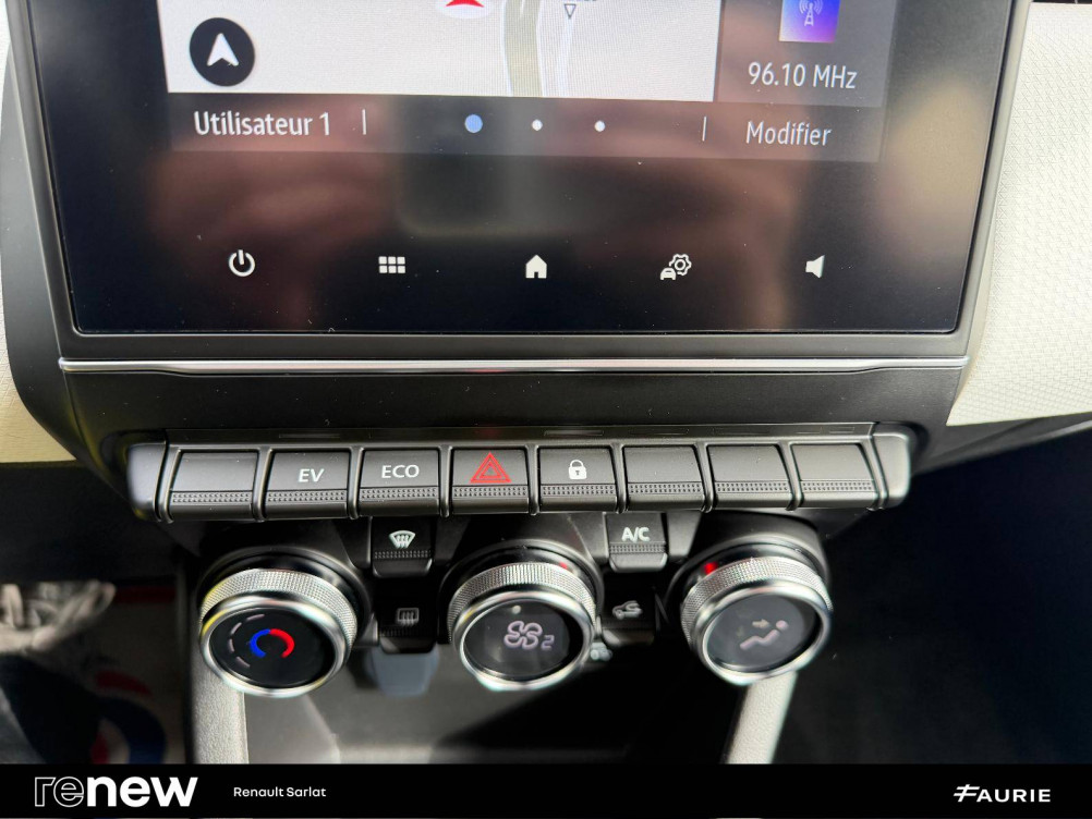 Acheter Renault Clio 5 Clio E-Tech full hybrid 145 Evolution 5p occasion dans les concessions du Groupe Faurie