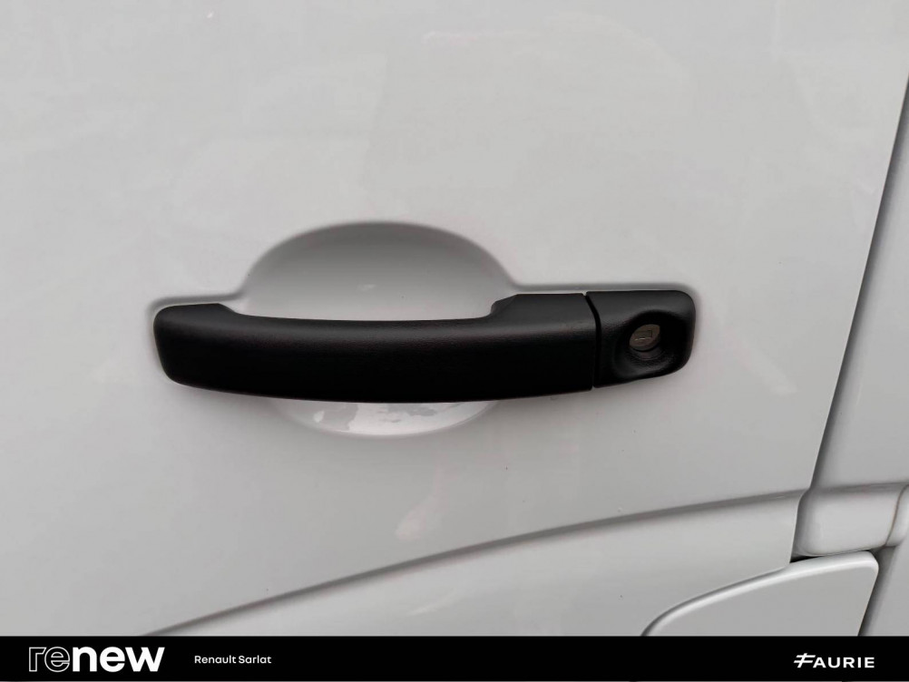 Acheter Renault Master 3 MASTER FGN TRAC F3500 L3H3 BLUE DCI 135 CONFORT 4p occasion dans les concessions du Groupe Faurie