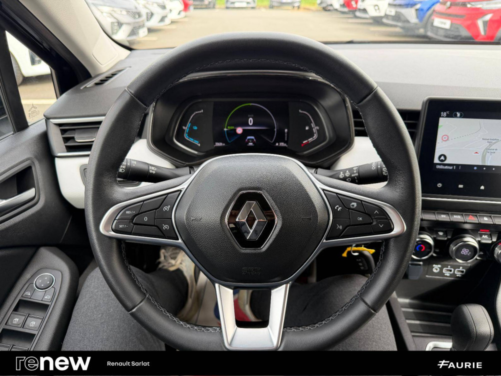 Acheter Renault Clio 5 Clio E-Tech full hybrid 145 Evolution 5p occasion dans les concessions du Groupe Faurie