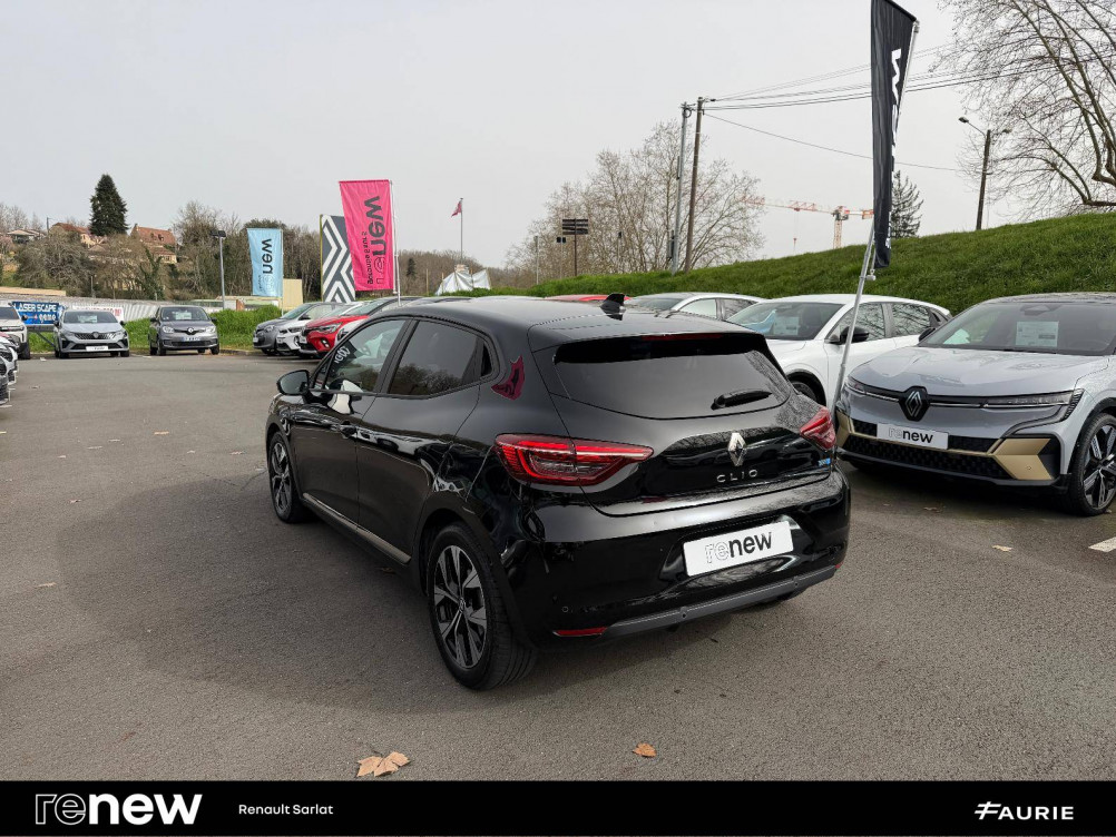 Acheter Renault Clio 5 Clio E-Tech full hybrid 145 Evolution 5p occasion dans les concessions du Groupe Faurie