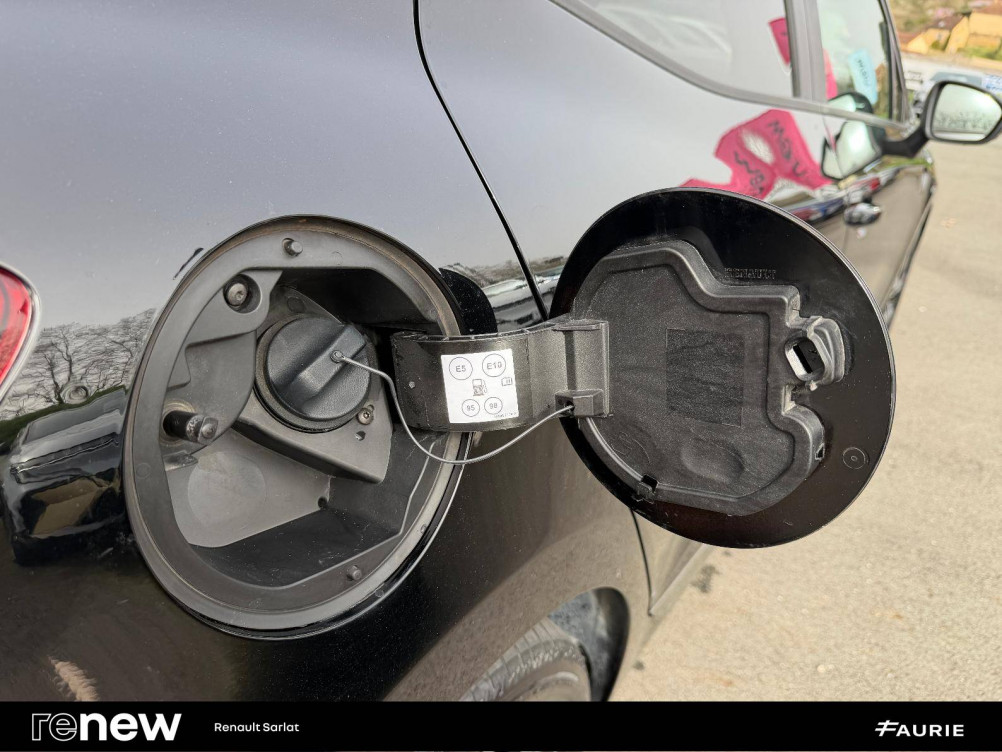 Acheter Renault Clio 5 Clio E-Tech full hybrid 145 Evolution 5p occasion dans les concessions du Groupe Faurie