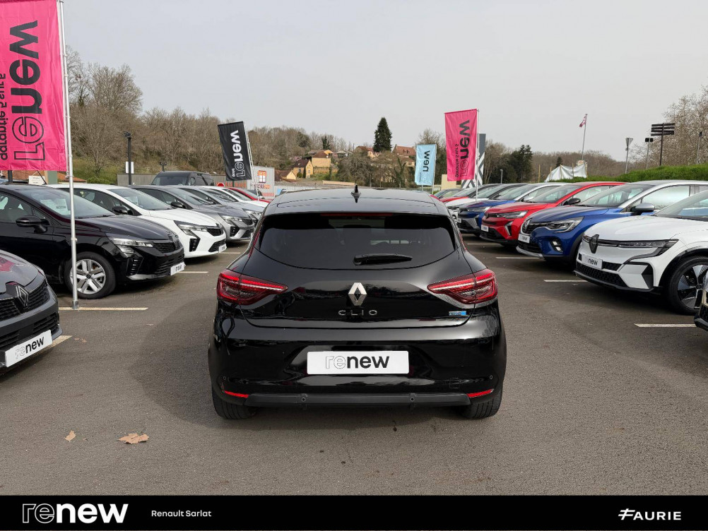 Acheter Renault Clio 5 Clio E-Tech full hybrid 145 Evolution 5p occasion dans les concessions du Groupe Faurie