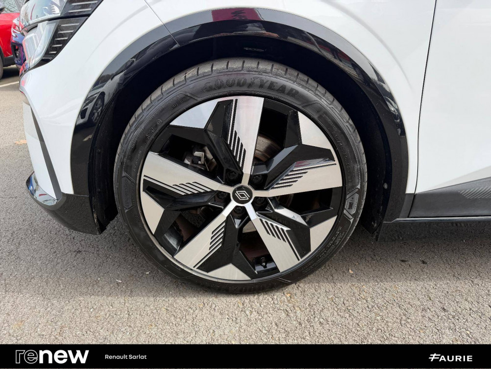 Acheter Renault Megane E-Tech Megane E-Tech EV60 220 ch super charge Techno 5p occasion dans les concessions du Groupe Faurie