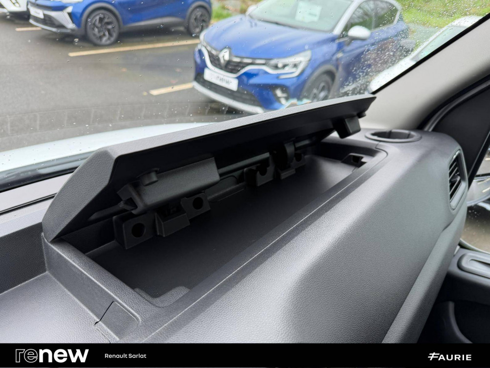 Acheter Renault Master 3 MASTER FGN TRAC F3500 L3H3 BLUE DCI 135 CONFORT 4p occasion dans les concessions du Groupe Faurie