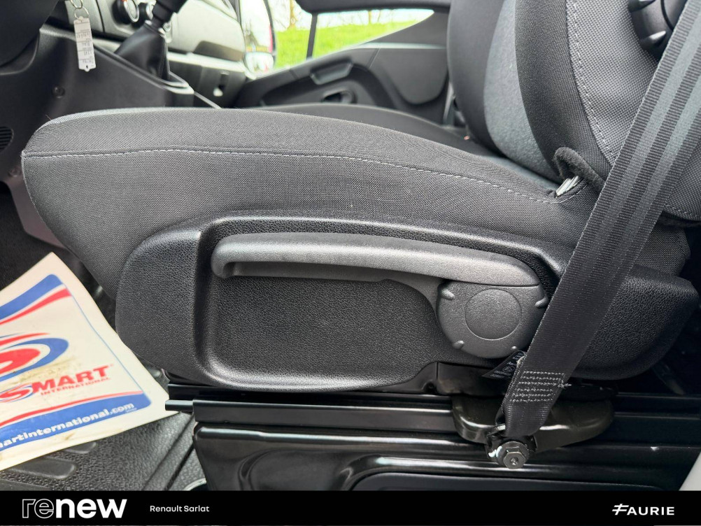 Acheter Renault Master 3 MASTER FGN TRAC F3500 L3H3 BLUE DCI 135 CONFORT 4p occasion dans les concessions du Groupe Faurie