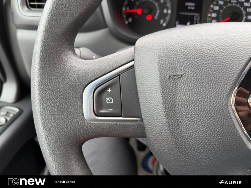 Acheter Renault Master 3 MASTER FGN TRAC F3500 L3H3 BLUE DCI 135 CONFORT 4p occasion dans les concessions du Groupe Faurie