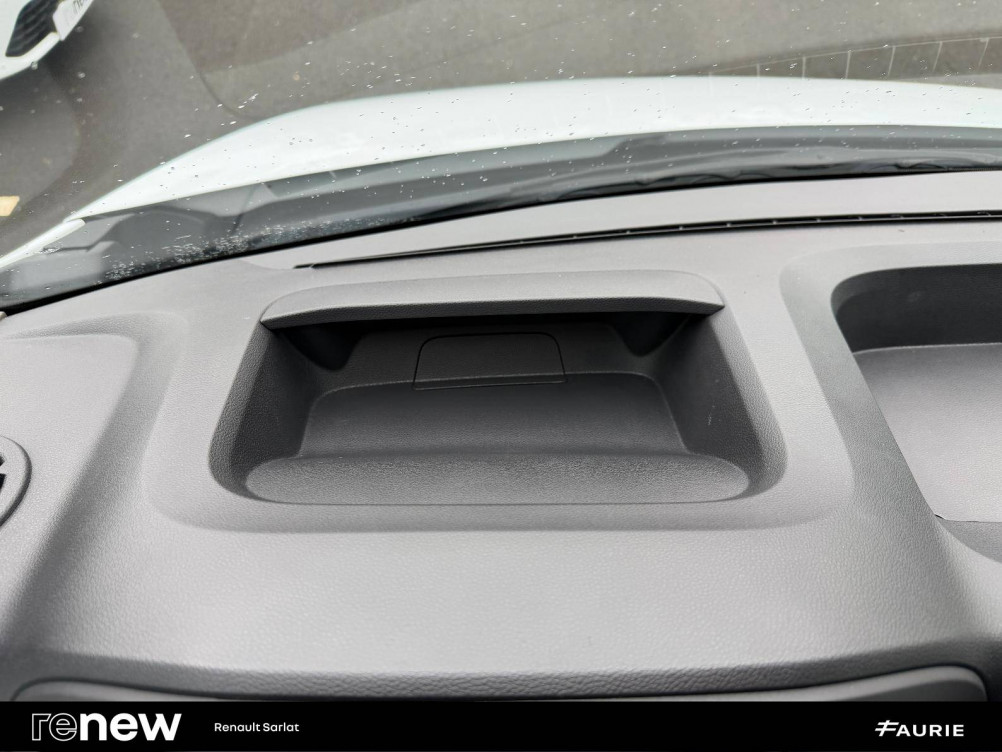 Acheter Renault Master 3 MASTER FGN TRAC F3500 L3H3 BLUE DCI 135 CONFORT 4p occasion dans les concessions du Groupe Faurie