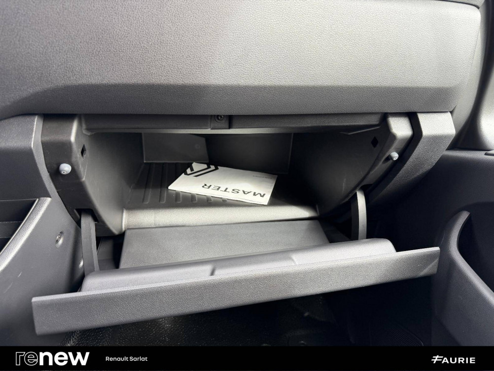 Acheter Renault Master 3 MASTER FGN TRAC F3500 L3H3 BLUE DCI 135 CONFORT 4p occasion dans les concessions du Groupe Faurie