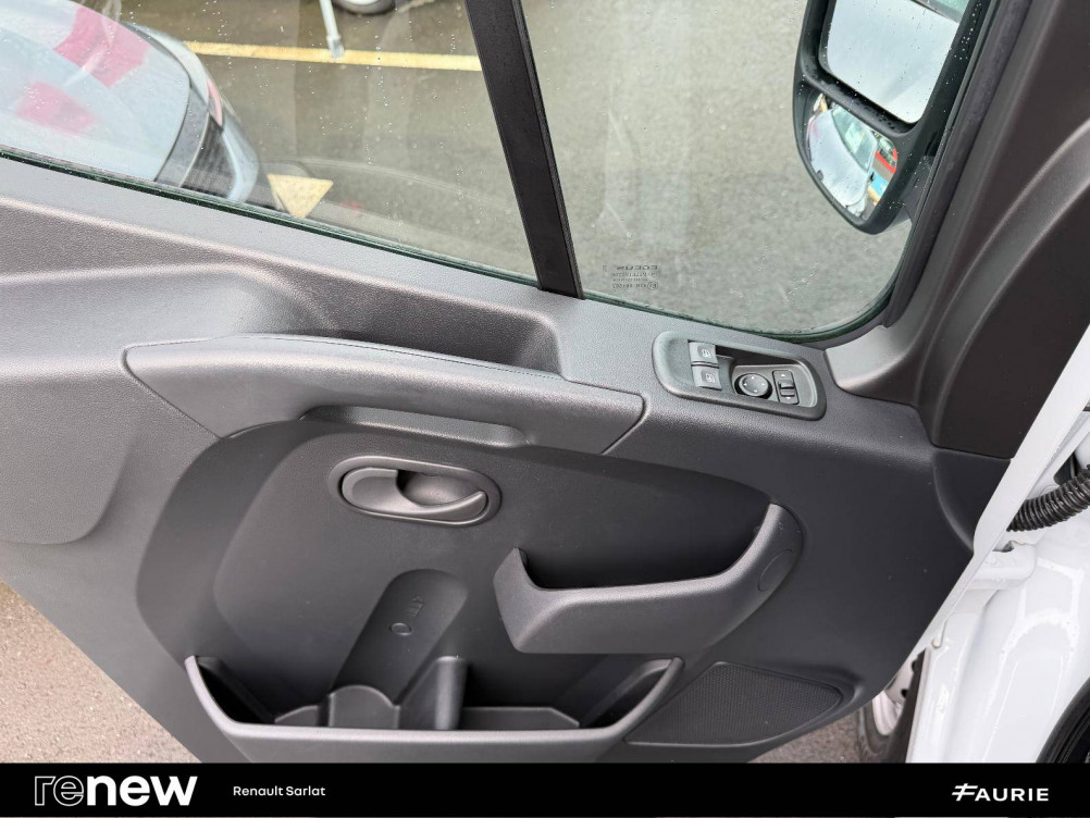 Acheter Renault Master 3 MASTER FGN TRAC F3500 L3H3 BLUE DCI 135 CONFORT 4p occasion dans les concessions du Groupe Faurie