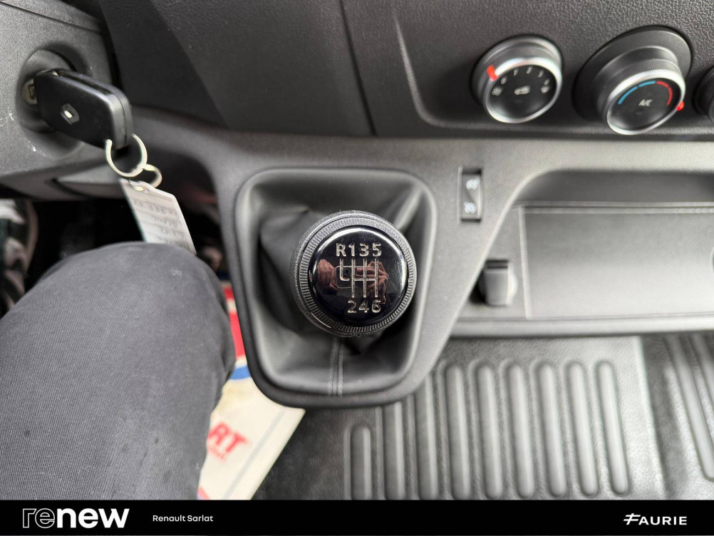 Acheter Renault Master 3 MASTER FGN TRAC F3500 L3H3 BLUE DCI 135 CONFORT 4p occasion dans les concessions du Groupe Faurie