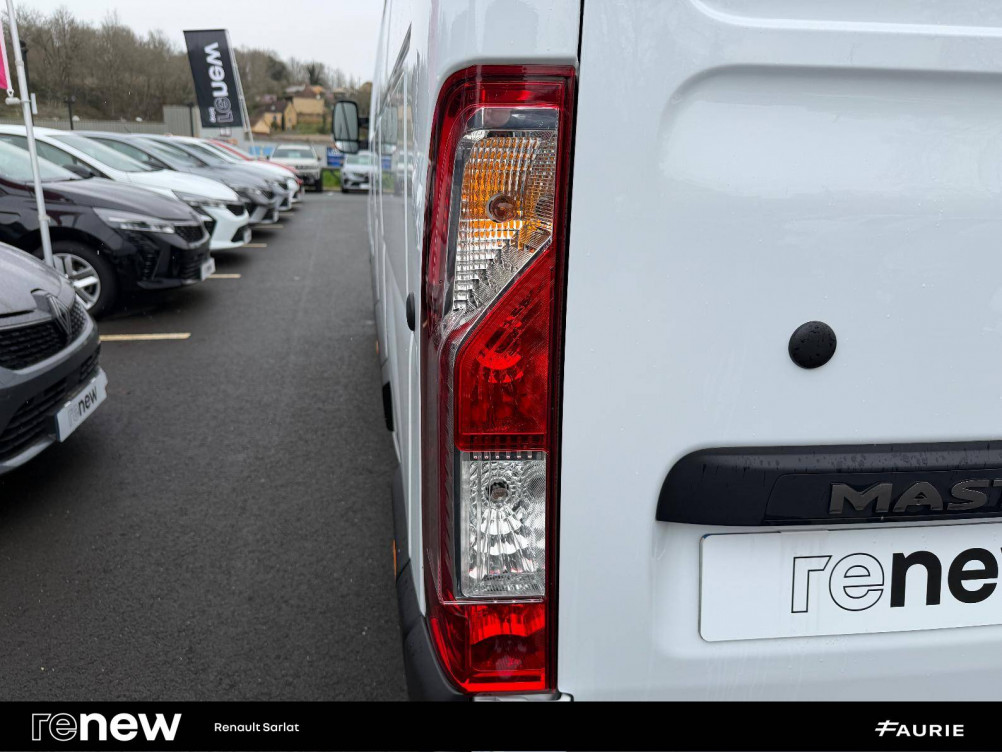 Acheter Renault Master 3 MASTER FGN TRAC F3500 L3H3 BLUE DCI 135 CONFORT 4p occasion dans les concessions du Groupe Faurie