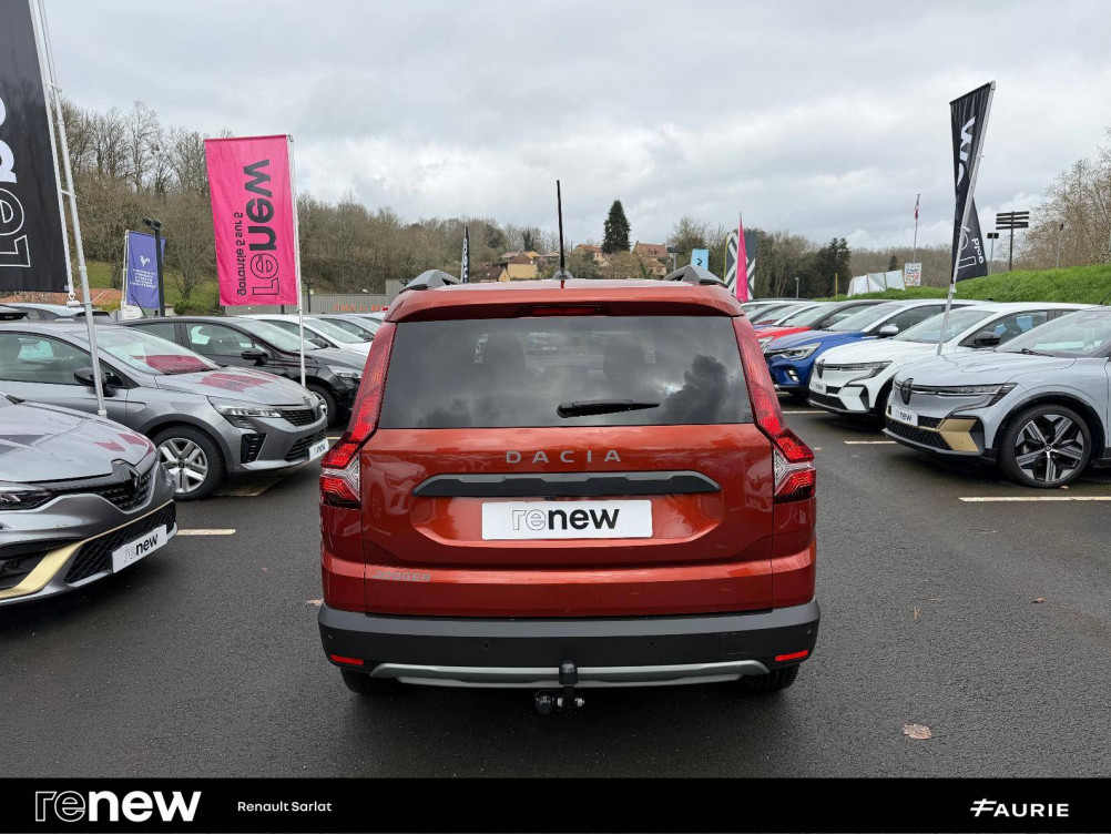 Acheter Dacia Jogger Jogger TCe 110 7 places Confort 5p occasion dans les concessions du Groupe Faurie